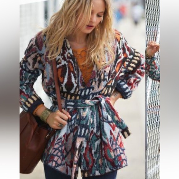 Sezane Jackets & Blazers - Sezane Chiara Textured Jacket‎ with Belt